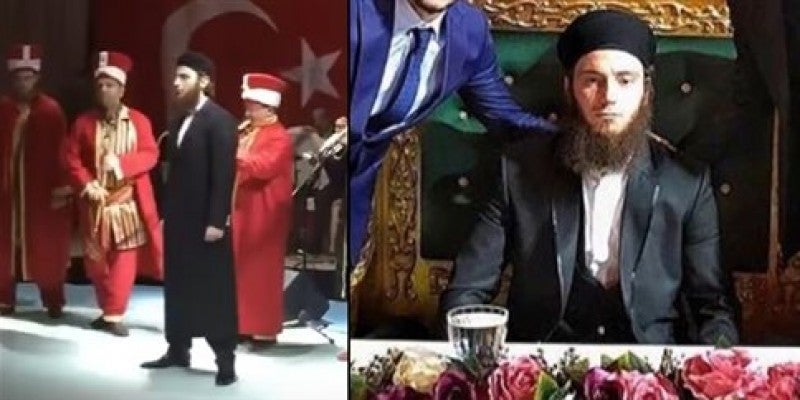 Ο… ιδιαίτερος γάμος τούρκου ποδοσφαιριστή – Οι γενίτσαροι και το λάβαρο του ISIS (Βίντεο)
